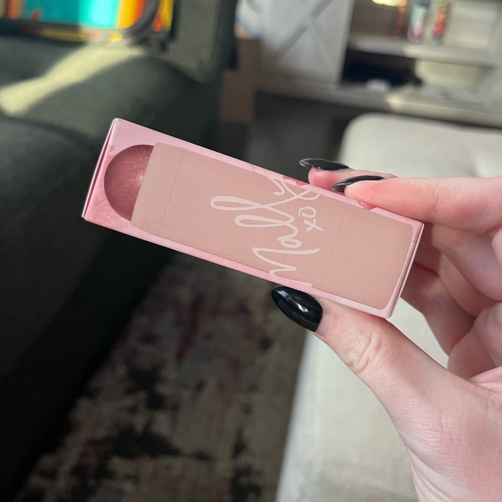 Mally Beauty - Soft Pink Blush Stick - Picture 3 of 8